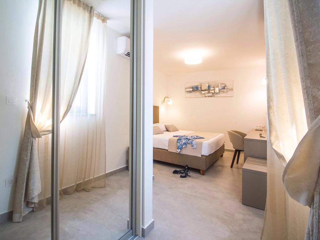 Luxury Rooms Pino Split Exteriér fotografie