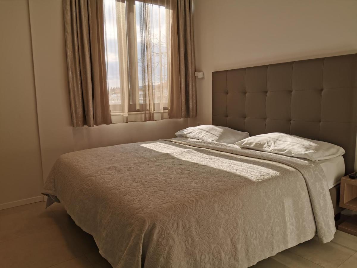 Luxury Rooms Pino Split Exteriér fotografie