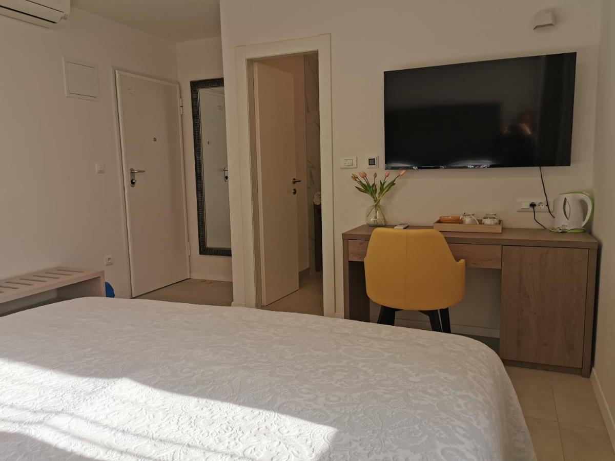 Luxury Rooms Pino Split Exteriér fotografie